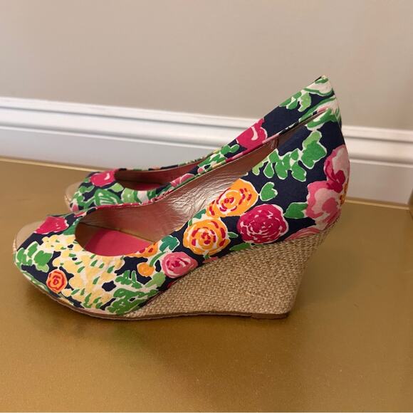 Lilly Pulitzer Floral Wedge Heels – Size 7.5 - Picture 5 of 5